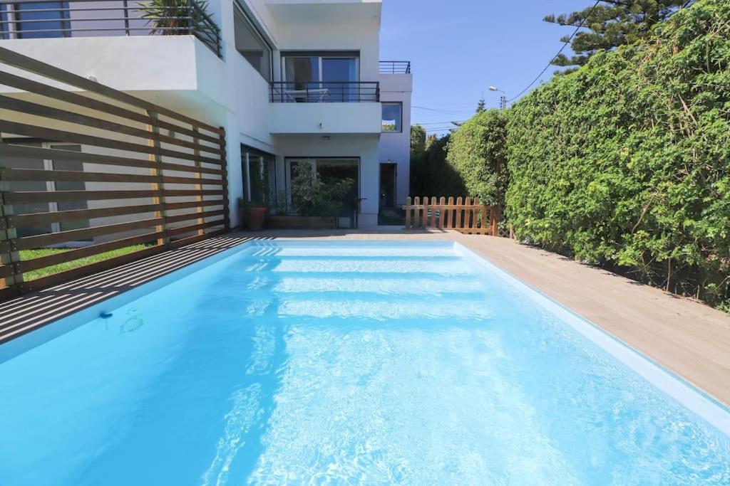 Cascais Getaway With A Shared Pool Apartment Exterior photo